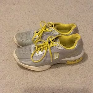 Womens prince tennis shoes size 10